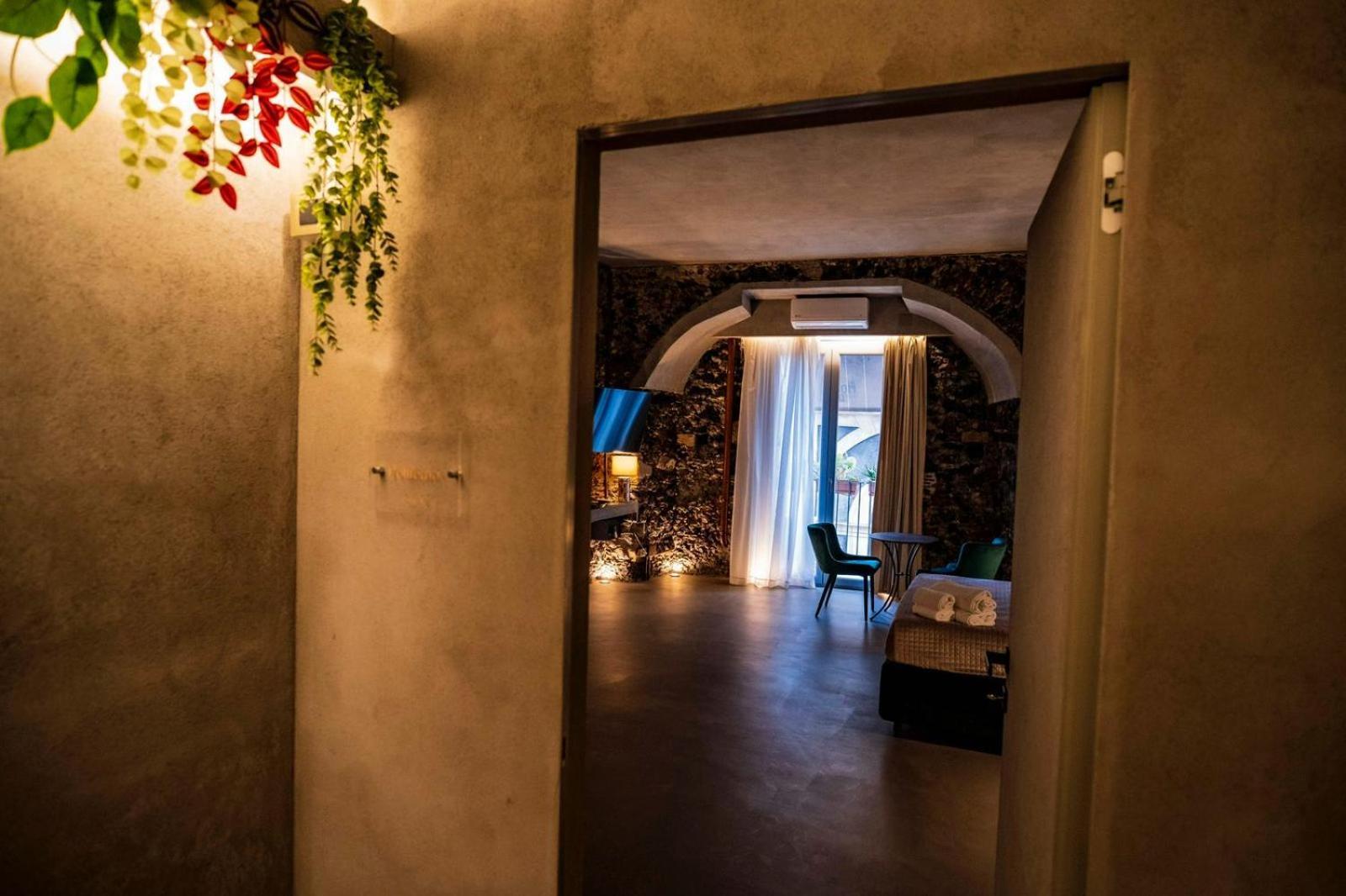 Charme Catania Central Suites Exterior foto