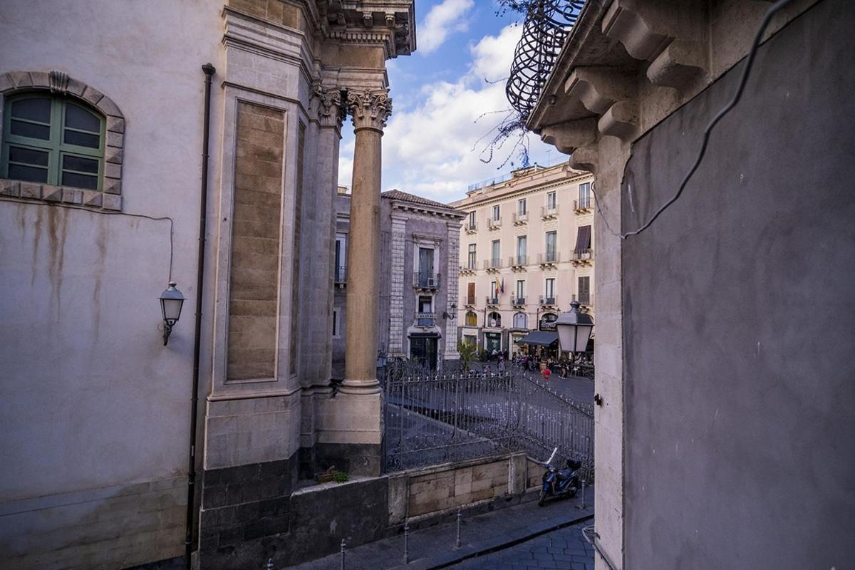 Charme Catania Central Suites Exterior foto